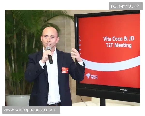 足球明星携手时尚界打造独特服装品牌引领潮流新风尚